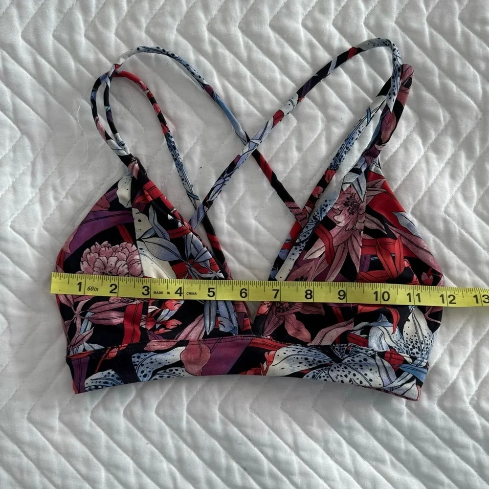 Lululemon Pushing Limits Swim Top Lush Lillies Multi